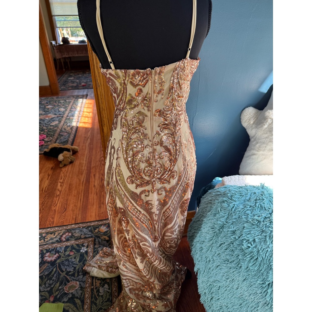 Windsor Rose Gold Sequin Double Slit Formal Gown Maxi Dress V-Neck Prom Gala SM - Picture 3 of 14